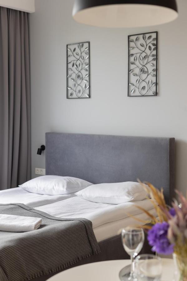 Wola Pet-Friendly Apartments With Ac Slawinska By Noclegi Renters วอร์ซอ ภายนอก รูปภาพ