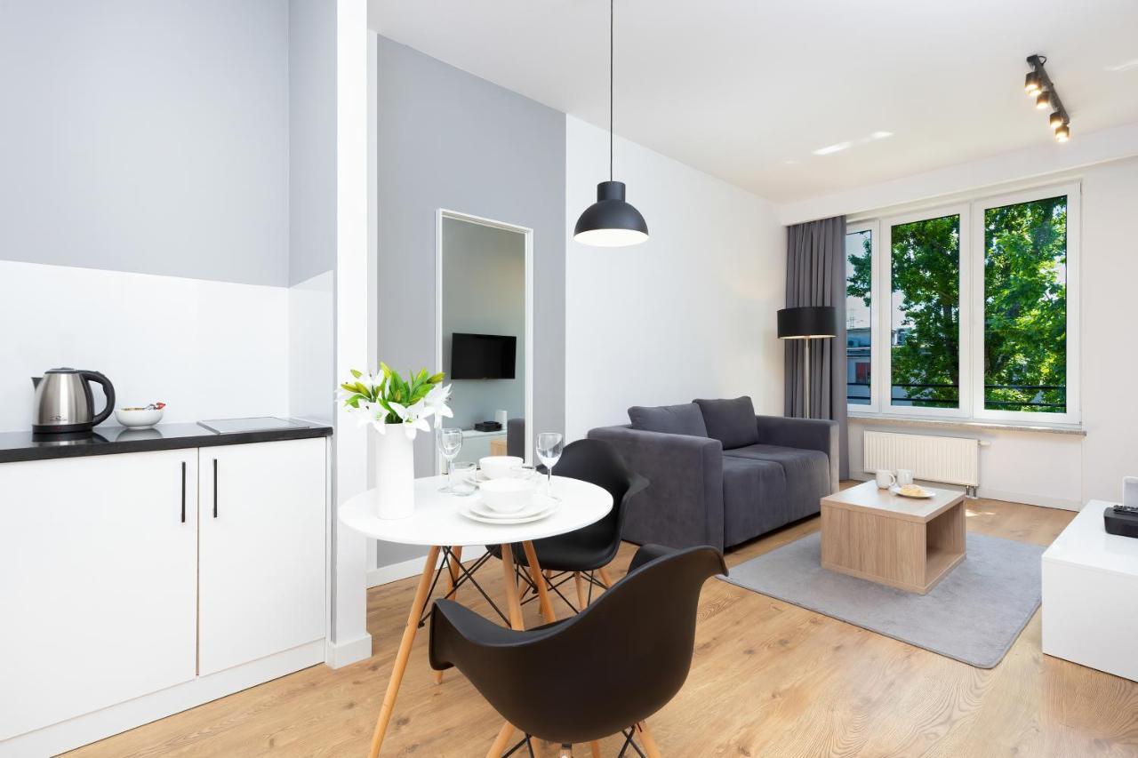 Wola Pet-Friendly Apartments With Ac Slawinska By Noclegi Renters วอร์ซอ ภายนอก รูปภาพ