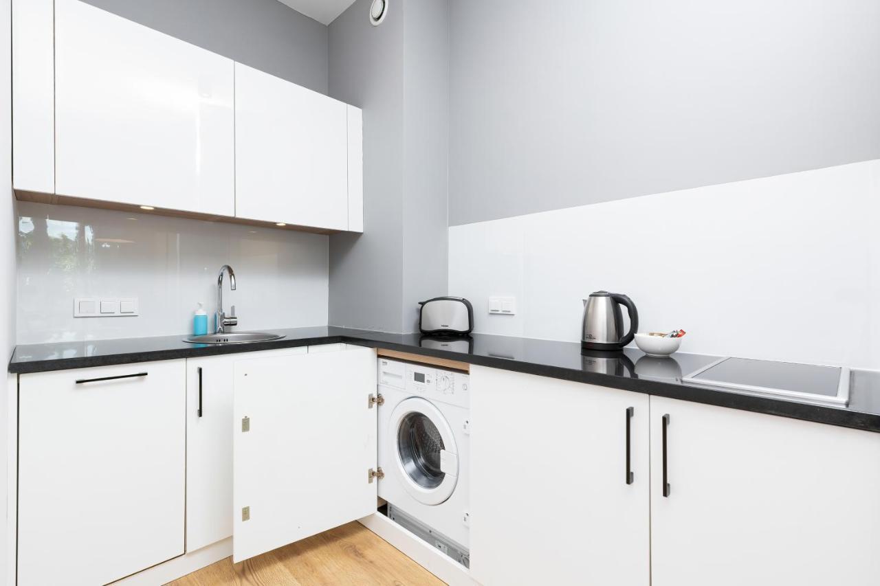 Wola Pet-Friendly Apartments With Ac Slawinska By Noclegi Renters วอร์ซอ ภายนอก รูปภาพ