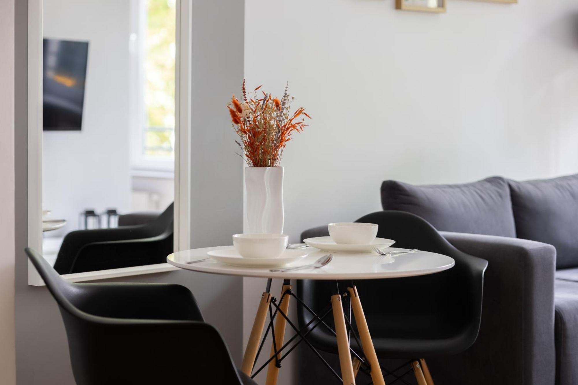 Wola Pet-Friendly Apartments With Ac Slawinska By Noclegi Renters วอร์ซอ ภายนอก รูปภาพ